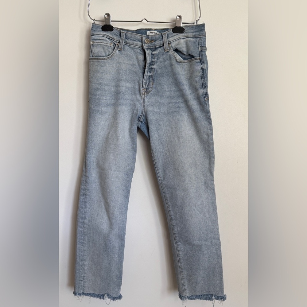 Kensie Women's Light Blue Cropped Jeans